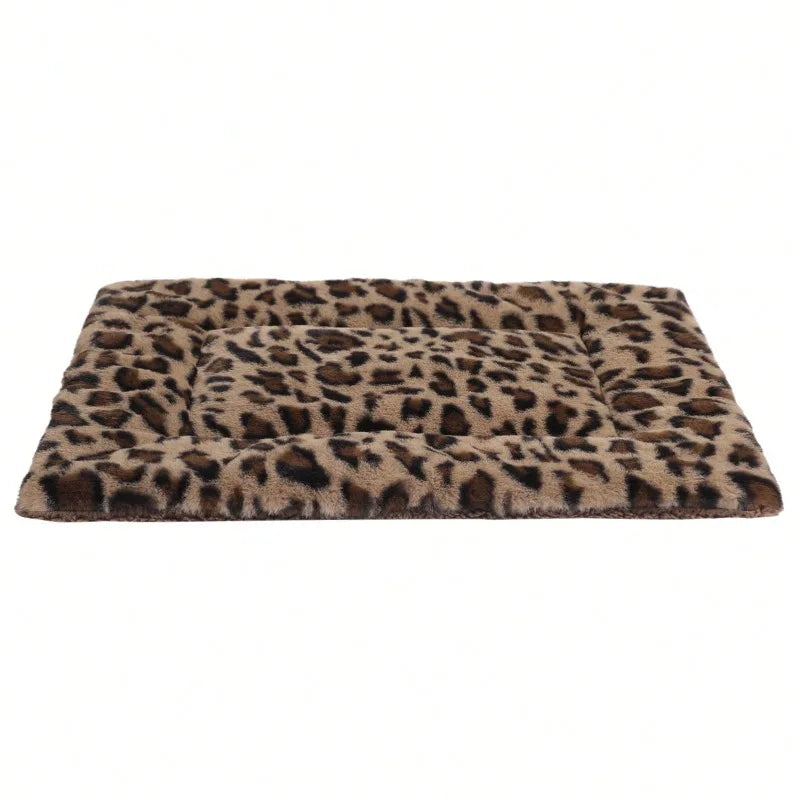 1pc Leopard Print Plush Pet Mat, Reversible Plush Pet Mat Ultra Soft Dog Cat Crate Mat Sleeping Cushion Pad Machine Washable